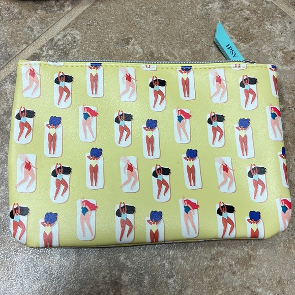 SIX IPSY Makeup Bags - Picture 5 of 8